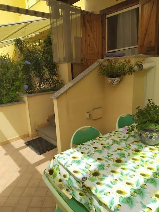 Casa Graziosa Con Ampio Cortile Per I Tuoi Momenti All'Aperto Alghero