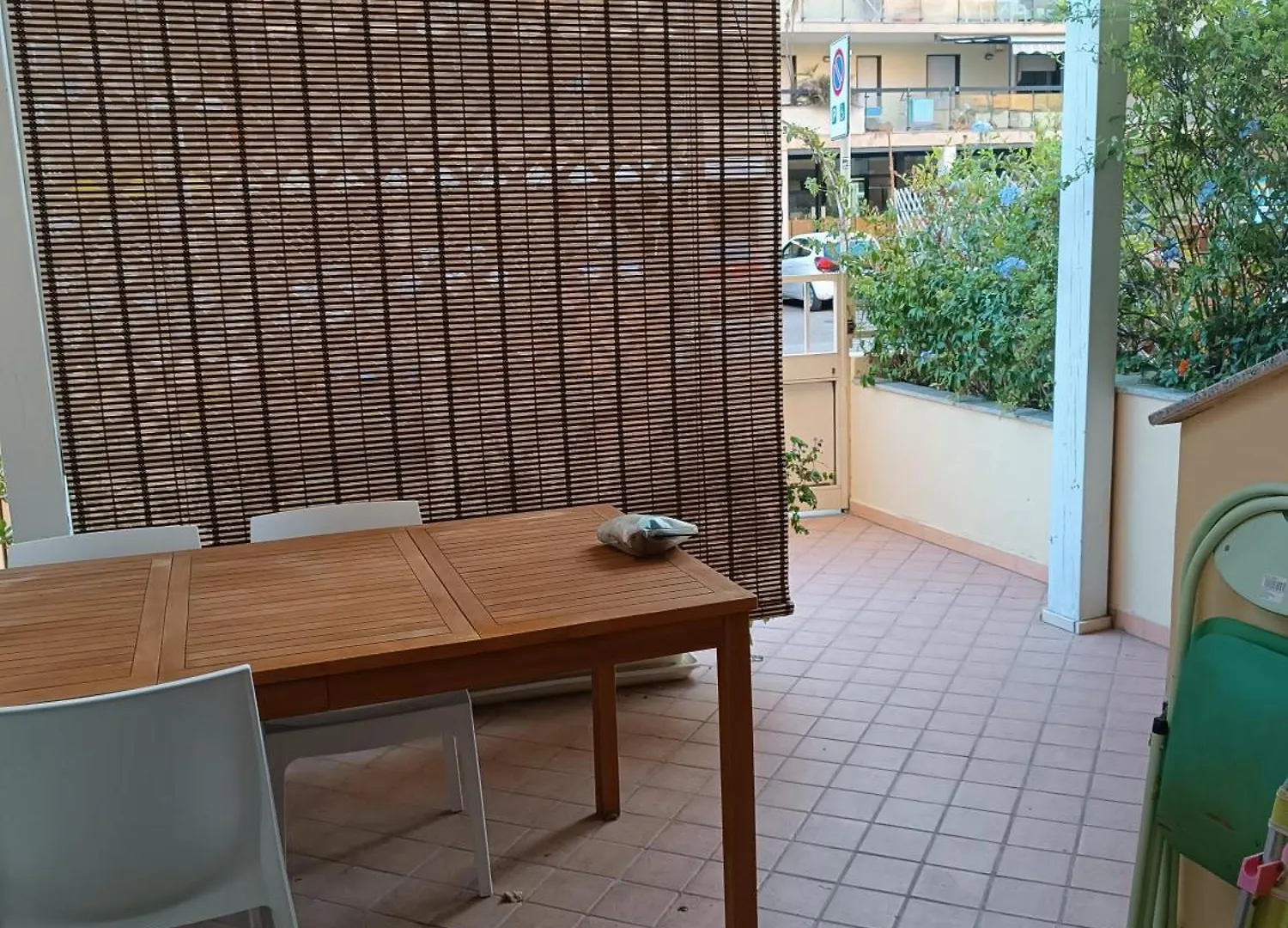Casa Graziosa Con Ampio Cortile Per I Tuoi Momenti All'Aperto 알게로